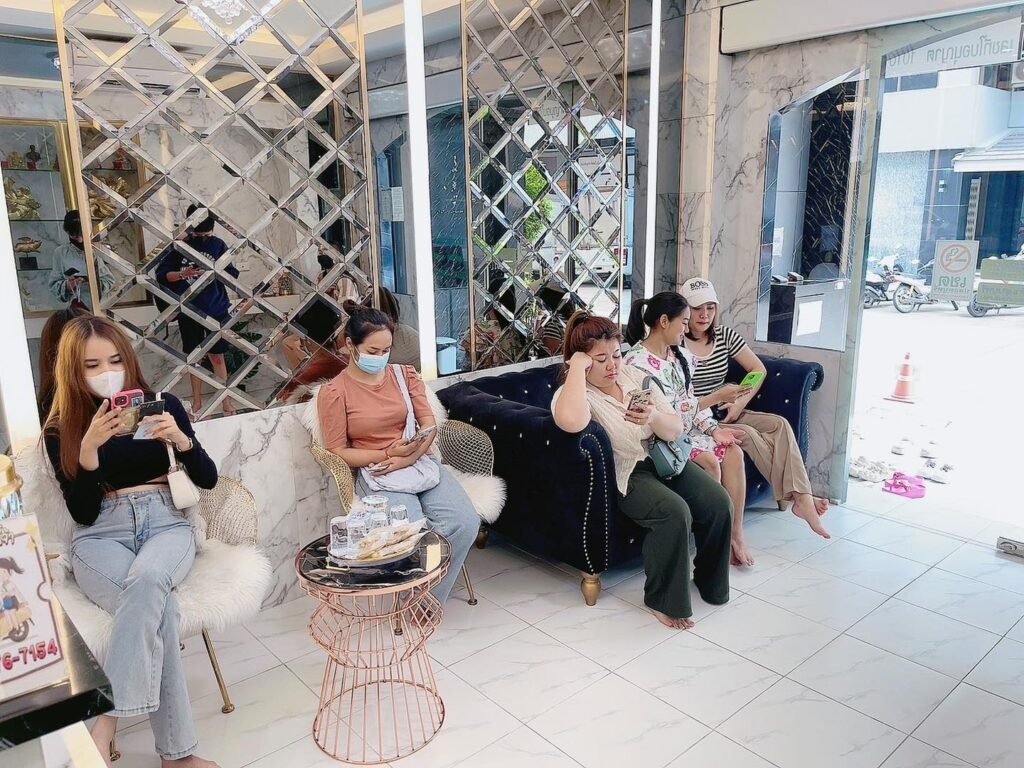 the c24 clinic พระราม2