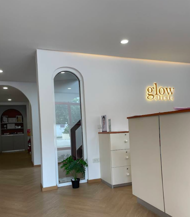 Glow Clinic 4