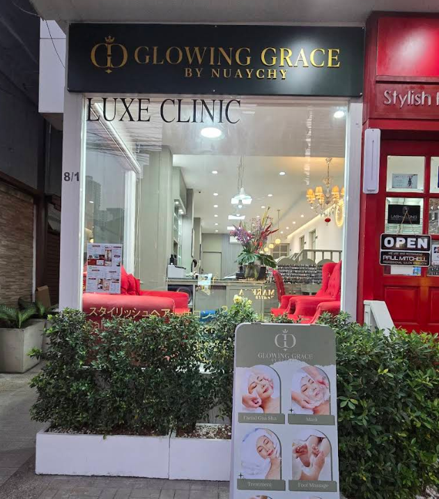 Glowing Grace By Nuaychy 5