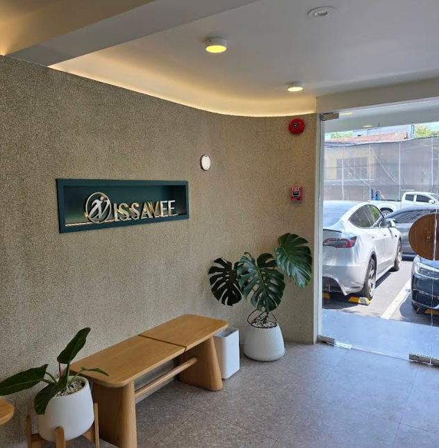 Issavee Clinic 5
