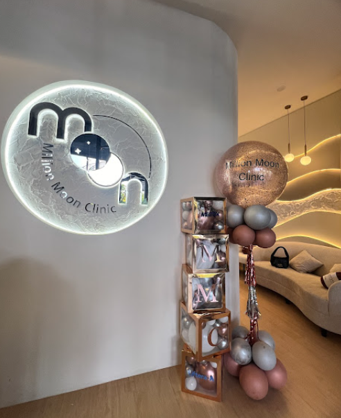 Million Moon Clinic 4